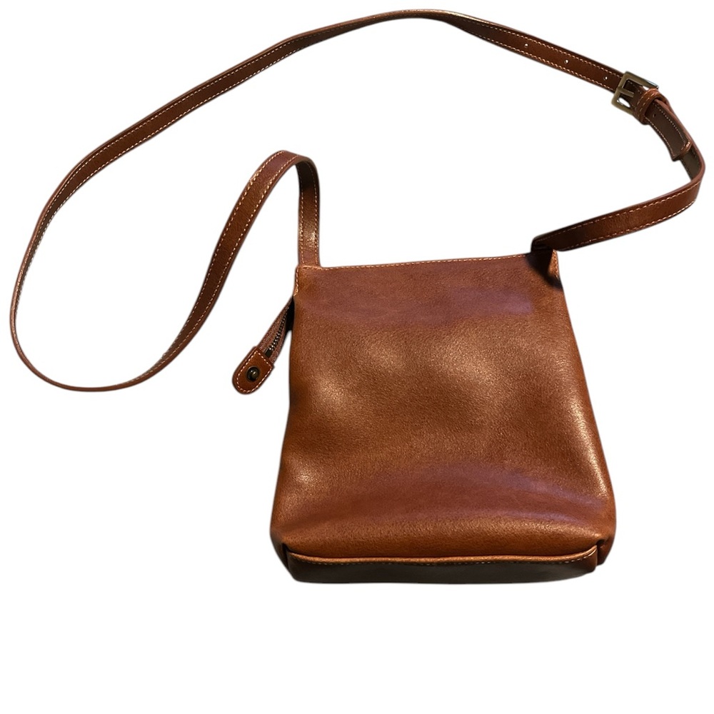 Liz Claiborne Tan Leather Shoulder Bag - Picture 2 of 6